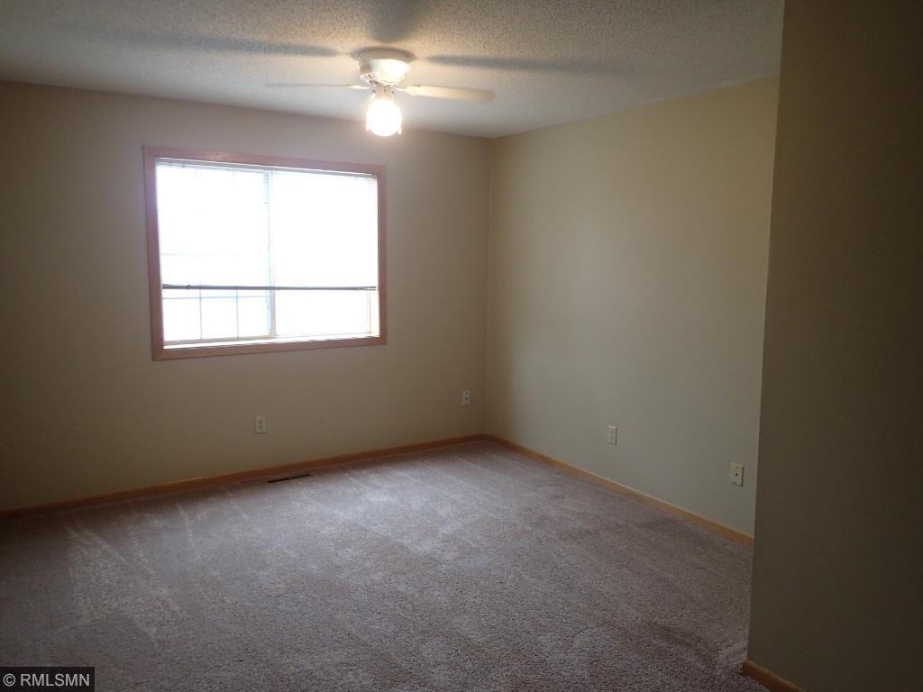 1976 Glenfield Ct, Eagan, MN 55122 photo 11