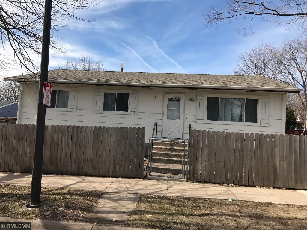 876 3rd St E, Saint Paul, MN 55106 photo 1