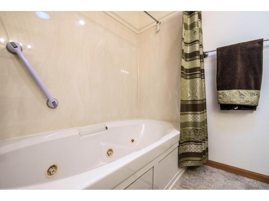 1932 Quarry Rd, Saint Cloud, MN 56301 photo 11