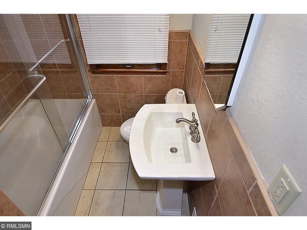 708 2nd St SW, Faribault, MN 55021 photo 9