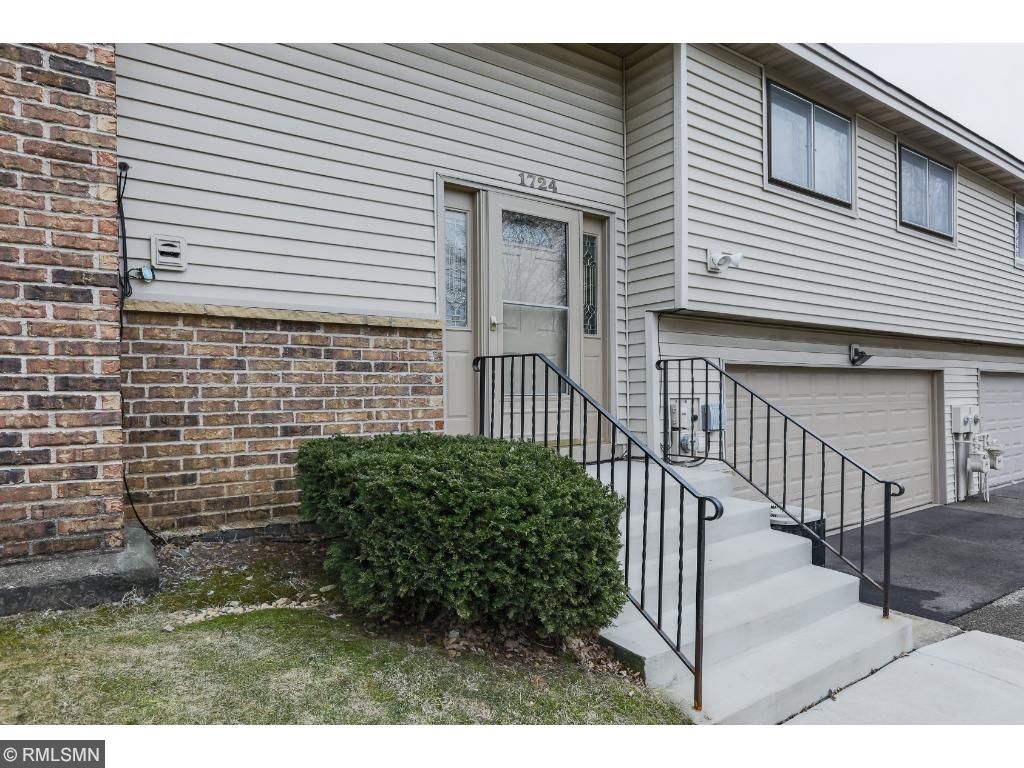 1724 Woodgate Ln, Eagan, MN 55122 photo 1
