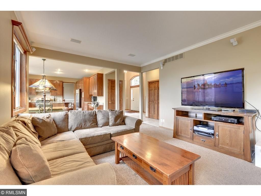 4371 Bent Tree Ln, Eagan, MN 55123 photo 7