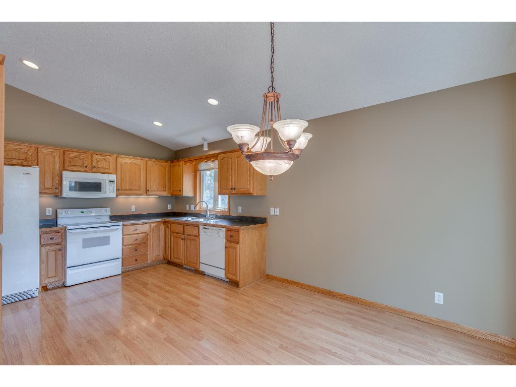 28250 Par Dr, Zimmerman, MN 55398 photo 5