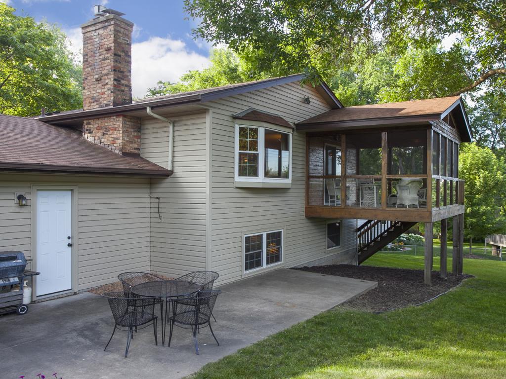 6908 Ridgeview Dr, Edina, MN 55439 photo 19