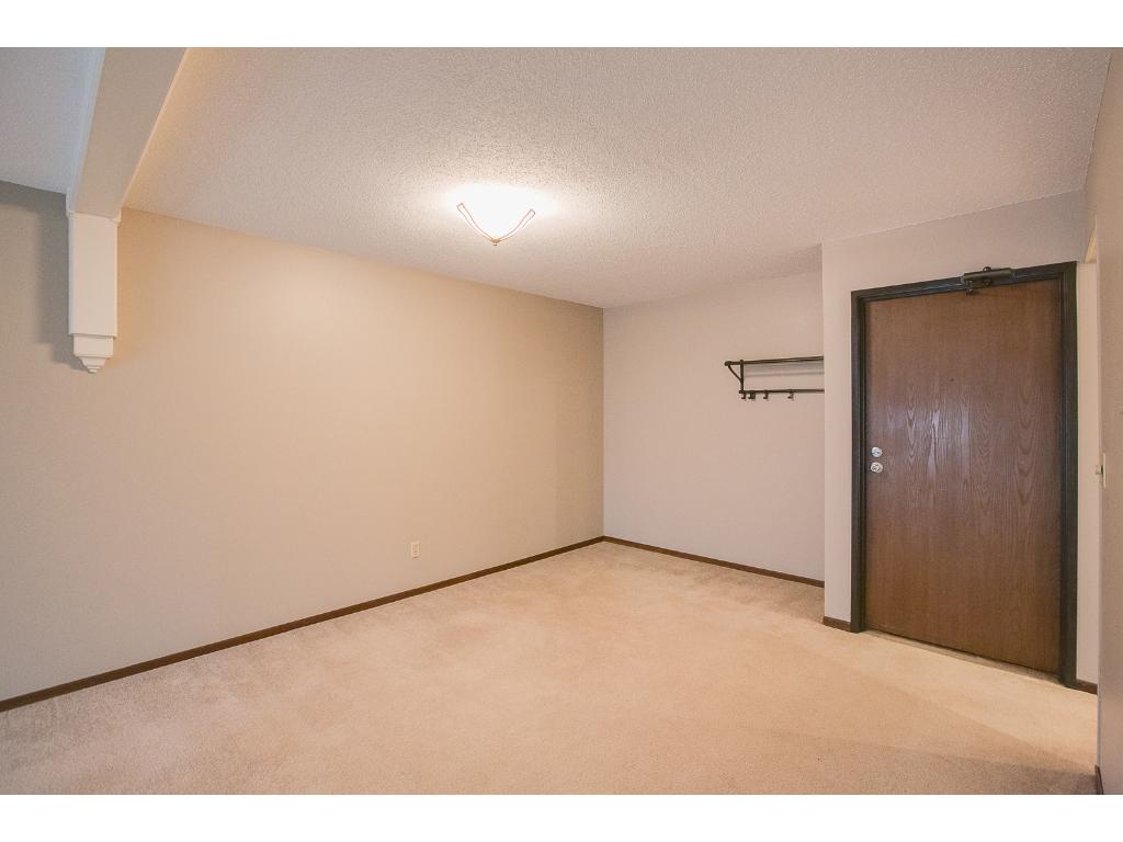 1855 Silver Bell Rd #318, Eagan, MN 55122 photo 8