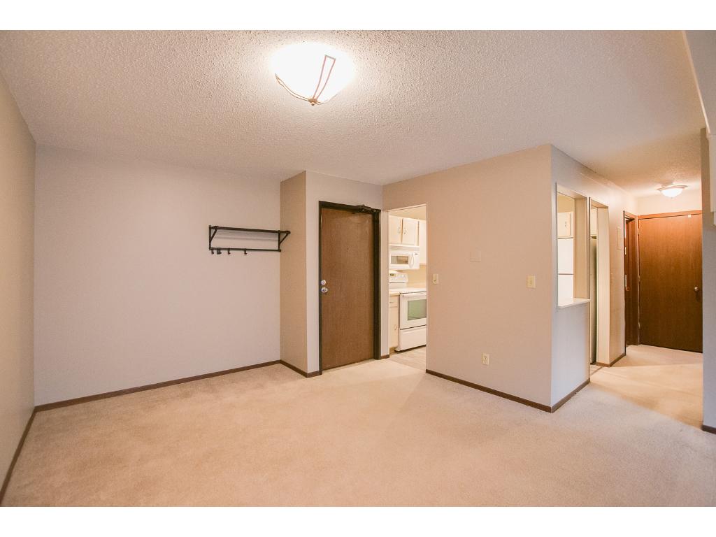 1855 Silver Bell Rd #318, Eagan, MN 55122 photo 7