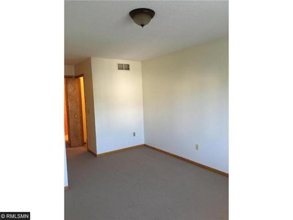 1963 Ruby Ct N, Eagan, MN 55122 photo 8