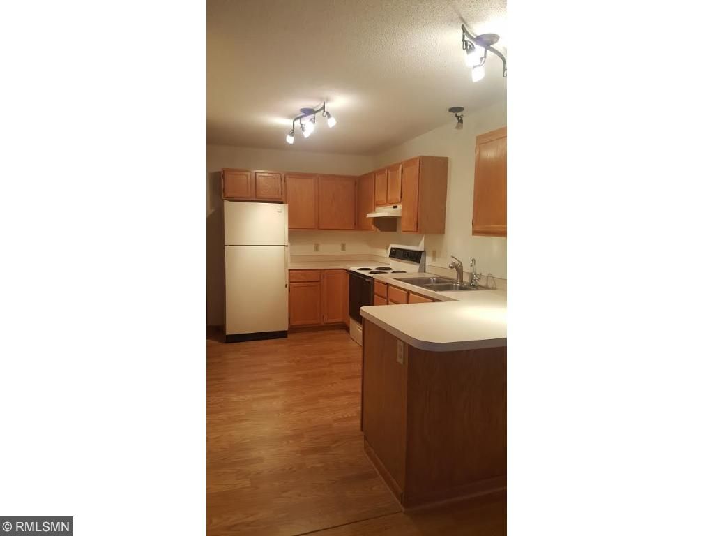 1963 Ruby Ct N, Eagan, MN 55122 photo 4