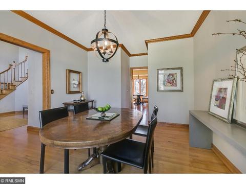 814 Arbor Ct, Eagan, MN 55123 photo 5