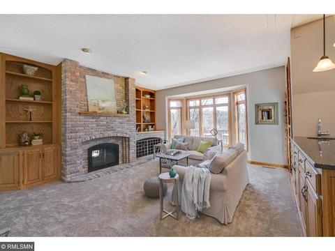 814 Arbor Ct, Eagan, MN 55123 photo 7