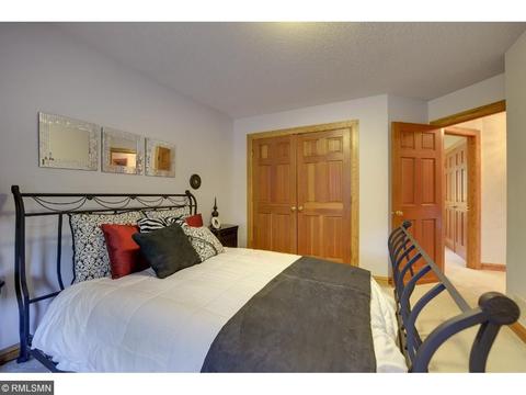 814 Arbor Ct, Eagan, MN 55123 photo 21