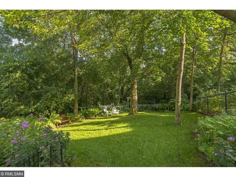 814 Arbor Ct, Eagan, MN 55123 photo 24