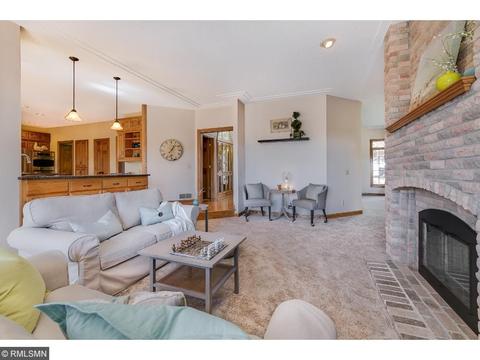 814 Arbor Ct, Eagan, MN 55123 photo 6