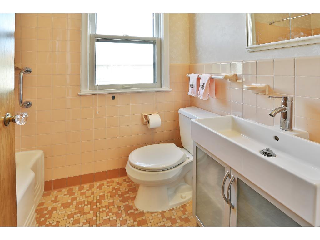740 E 59th St, Minneapolis, MN 55417 photo 12