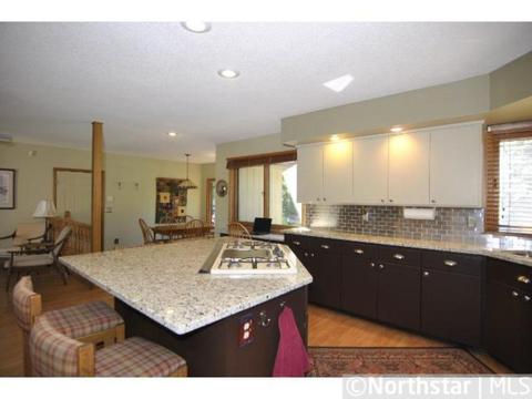 1429 Vince Trl, Eagan, MN 55121 photo 4
