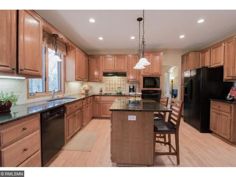 3844 Overlook Ct, Eagan, MN 55123 photo 6