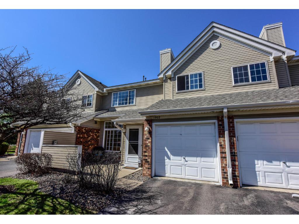 1902 Sapphire Pt, Eagan, MN 55122 photo 1