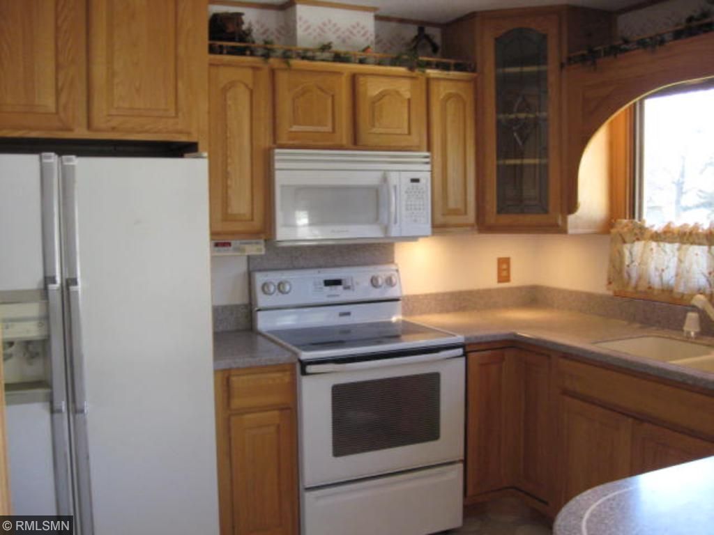 2002 15th St E, Glencoe, MN 55336 photo 5