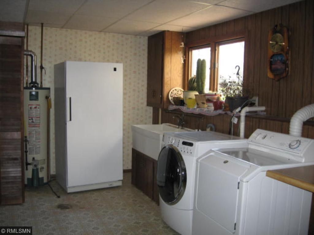 2002 15th St E, Glencoe, MN 55336 photo 12