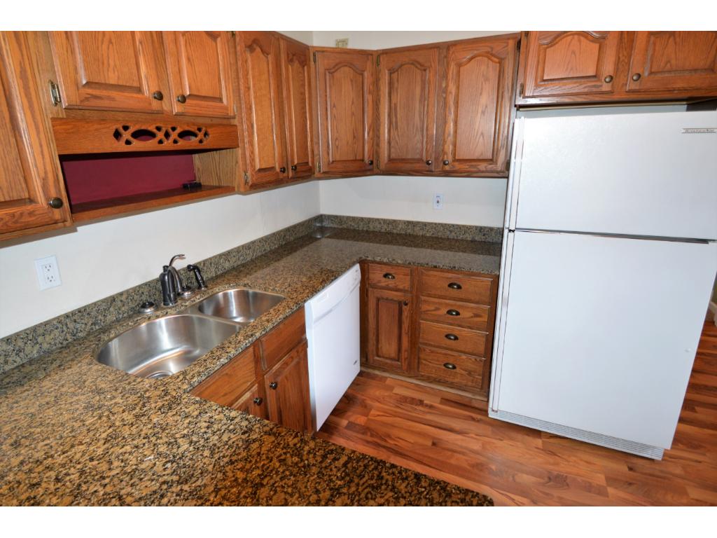 723 N 9th St, Brainerd, MN 56401 photo 4