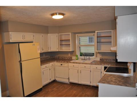 509 N 5th St, Saint Peter, MN 56082 photo 5
