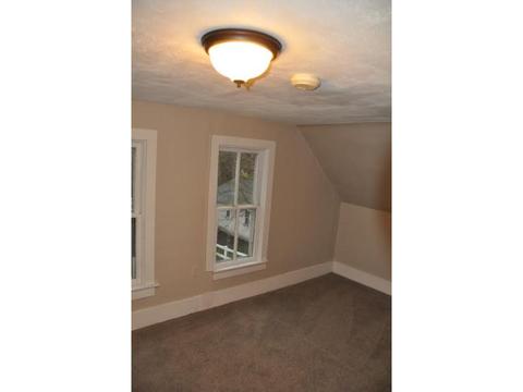 509 N 5th St, Saint Peter, MN 56082 photo 8