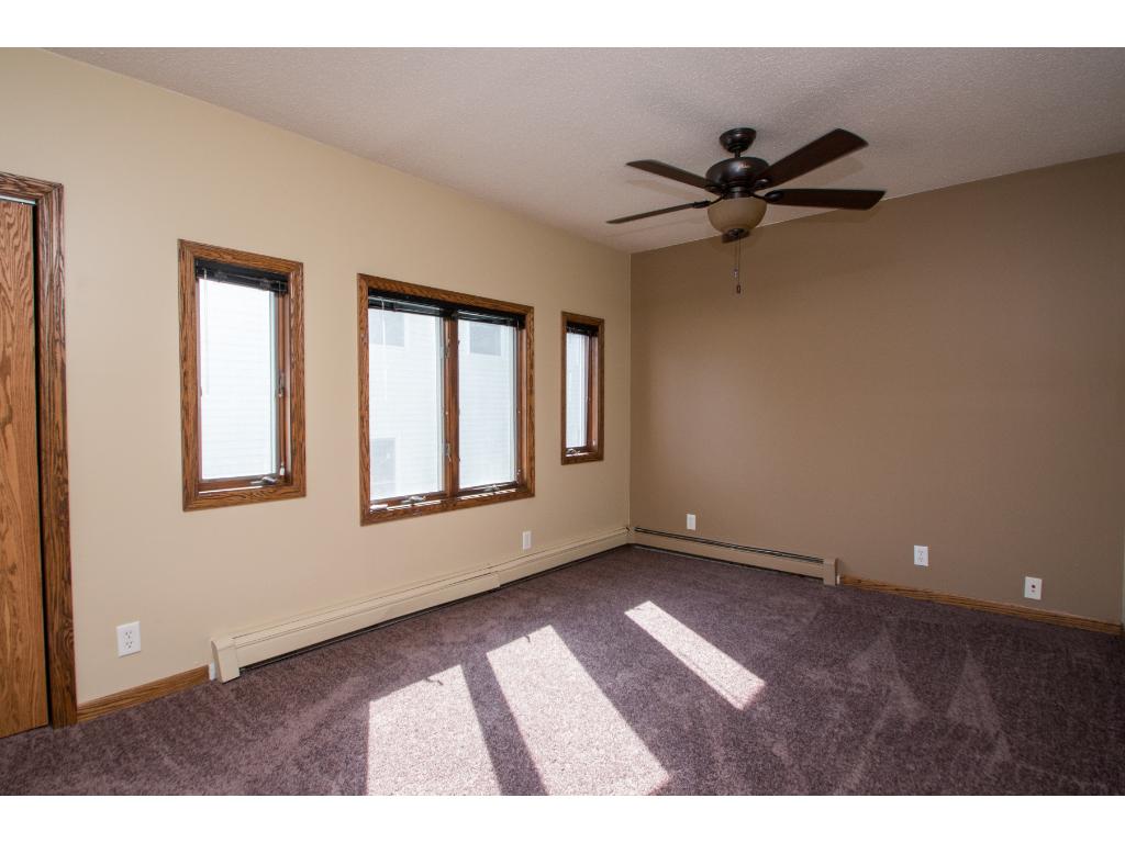 1914 Orange Ave E, Saint Paul, MN 55119 photo 16