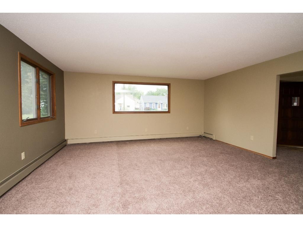1914 Orange Ave E, Saint Paul, MN 55119 photo 9