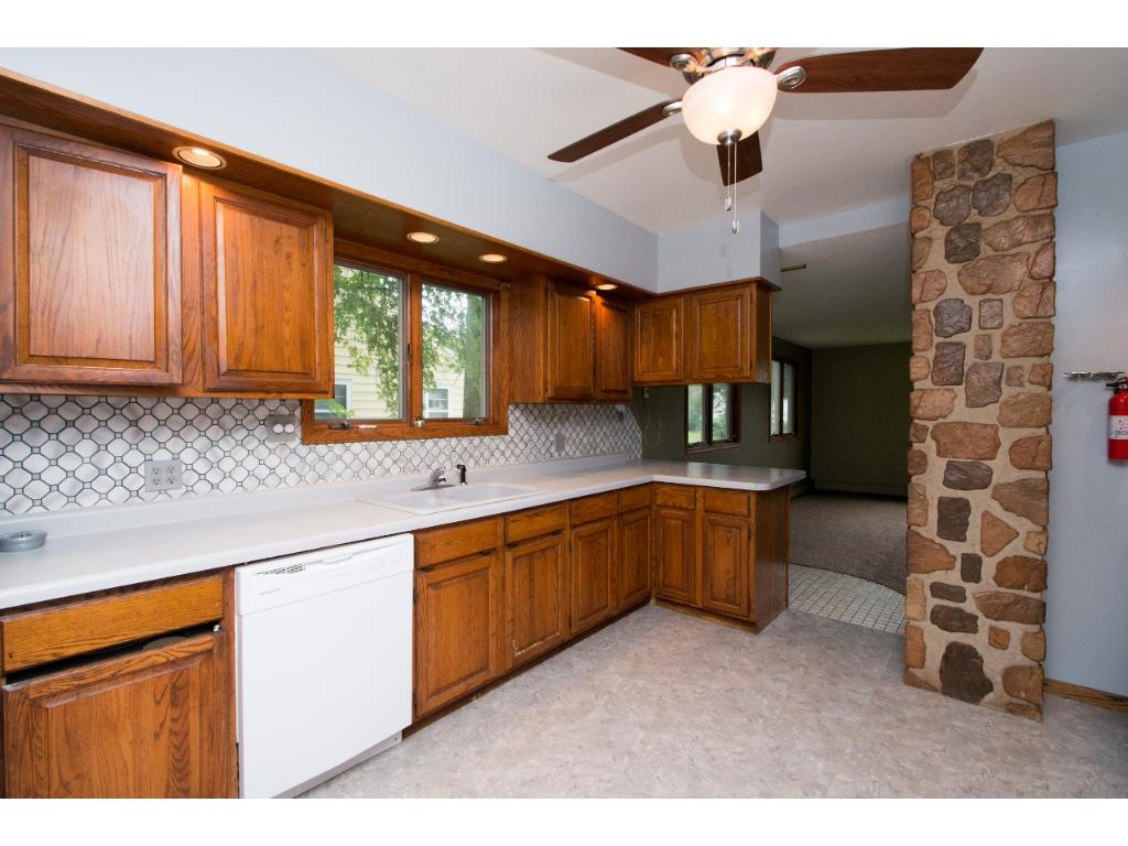1914 Orange Ave E, Saint Paul, MN 55119 photo 13