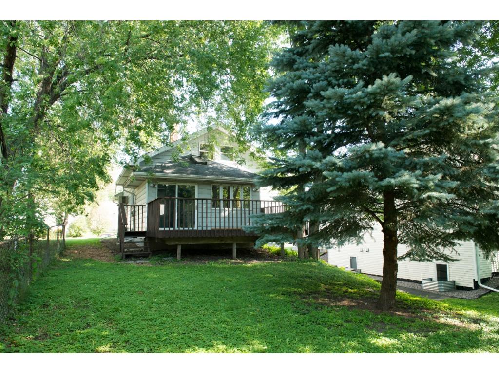 1914 Orange Ave E, Saint Paul, MN 55119 photo 2