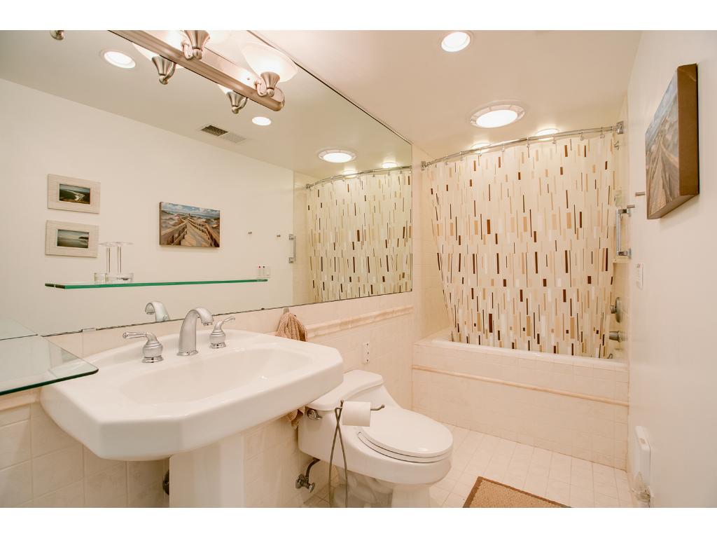 8113 Upton Ave S, Bloomington, MN 55431 photo 18