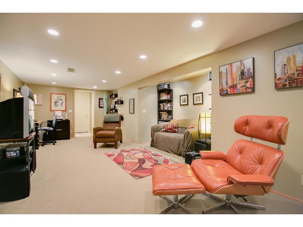 8113 Upton Ave S, Bloomington, MN 55431 photo 17