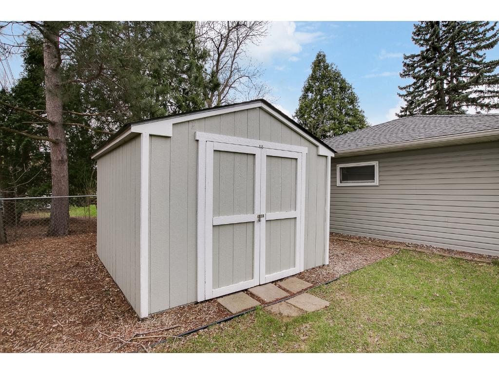 8113 Upton Ave S, Bloomington, MN 55431 photo 24