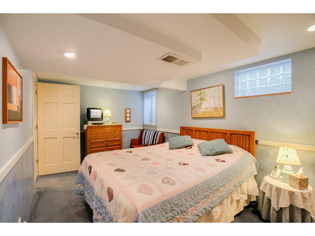 8113 Upton Ave S, Bloomington, MN 55431 photo 20