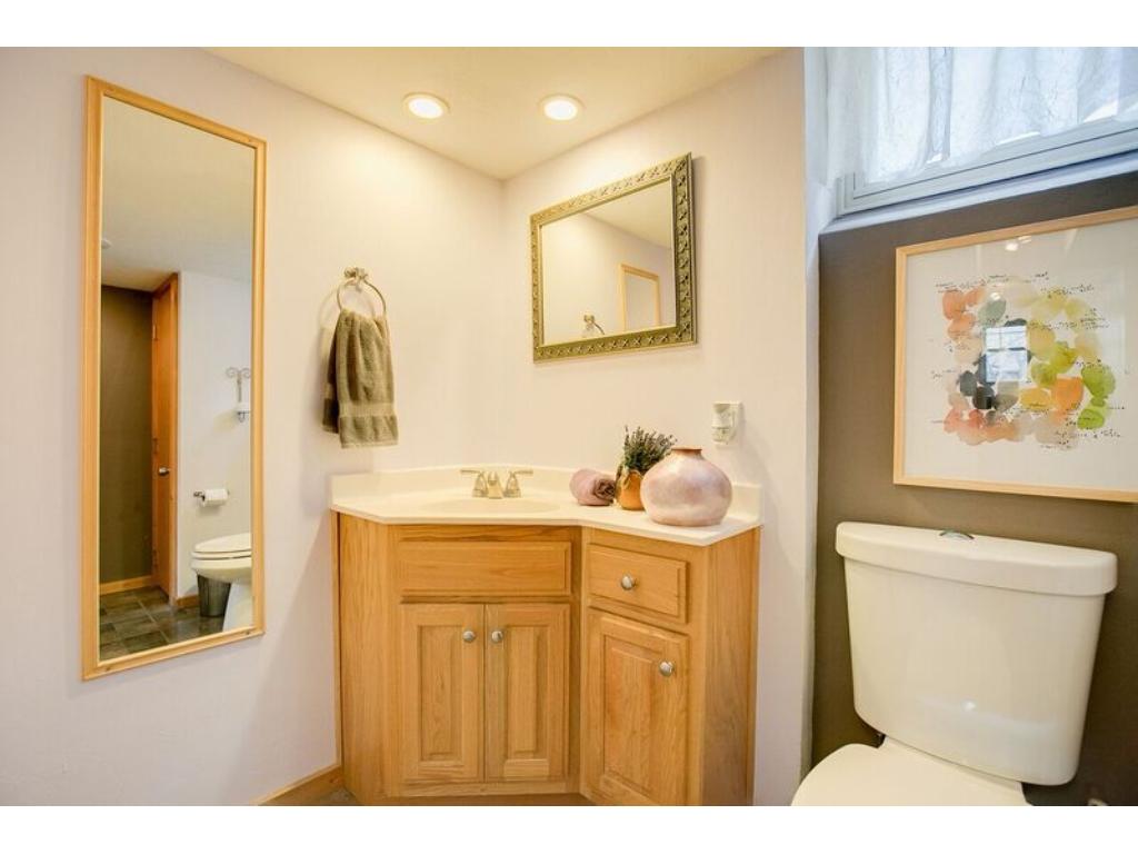 11409 Kell Rd, Bloomington, MN 55437 photo 16