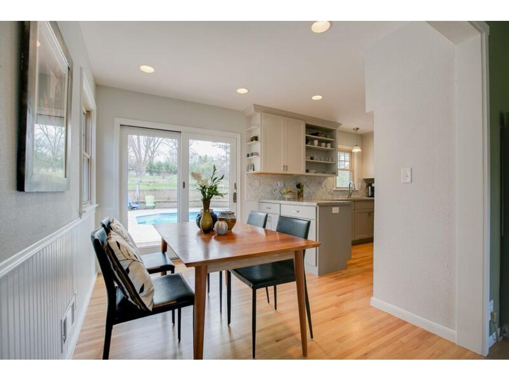 11409 Kell Rd, Bloomington, MN 55437 photo 6