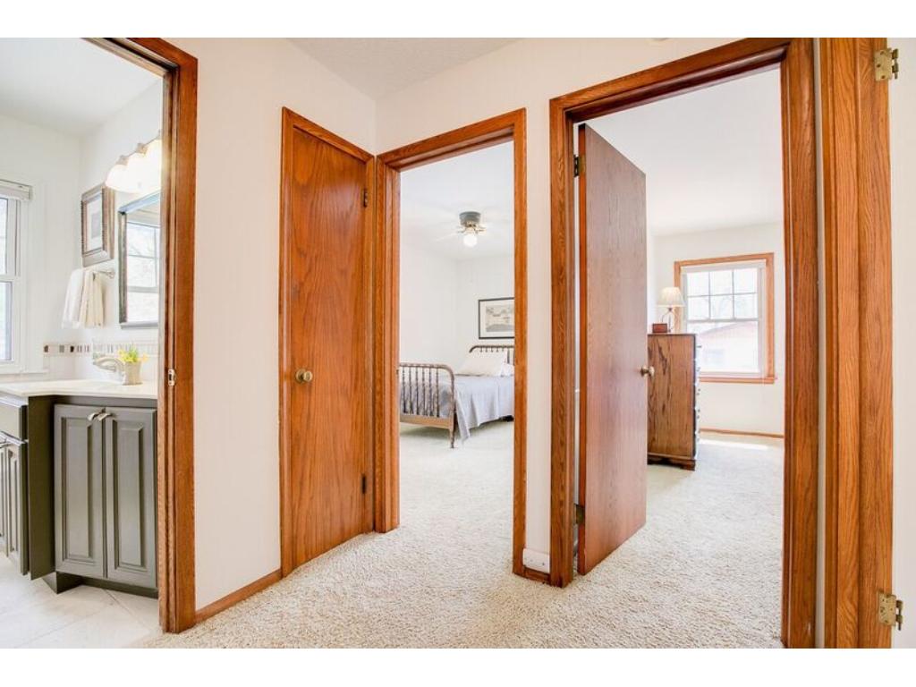 11409 Kell Rd, Bloomington, MN 55437 photo 11
