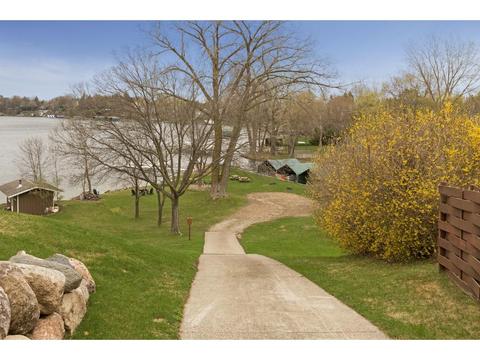 830 Smithtown Ter, Excelsior, MN 55331 photo 9