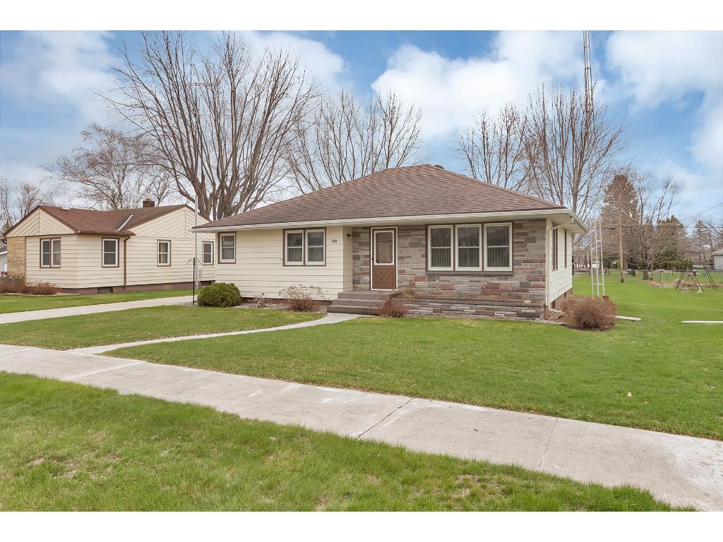 804 3rd St S, Cold Spring, MN 56320 photo 2