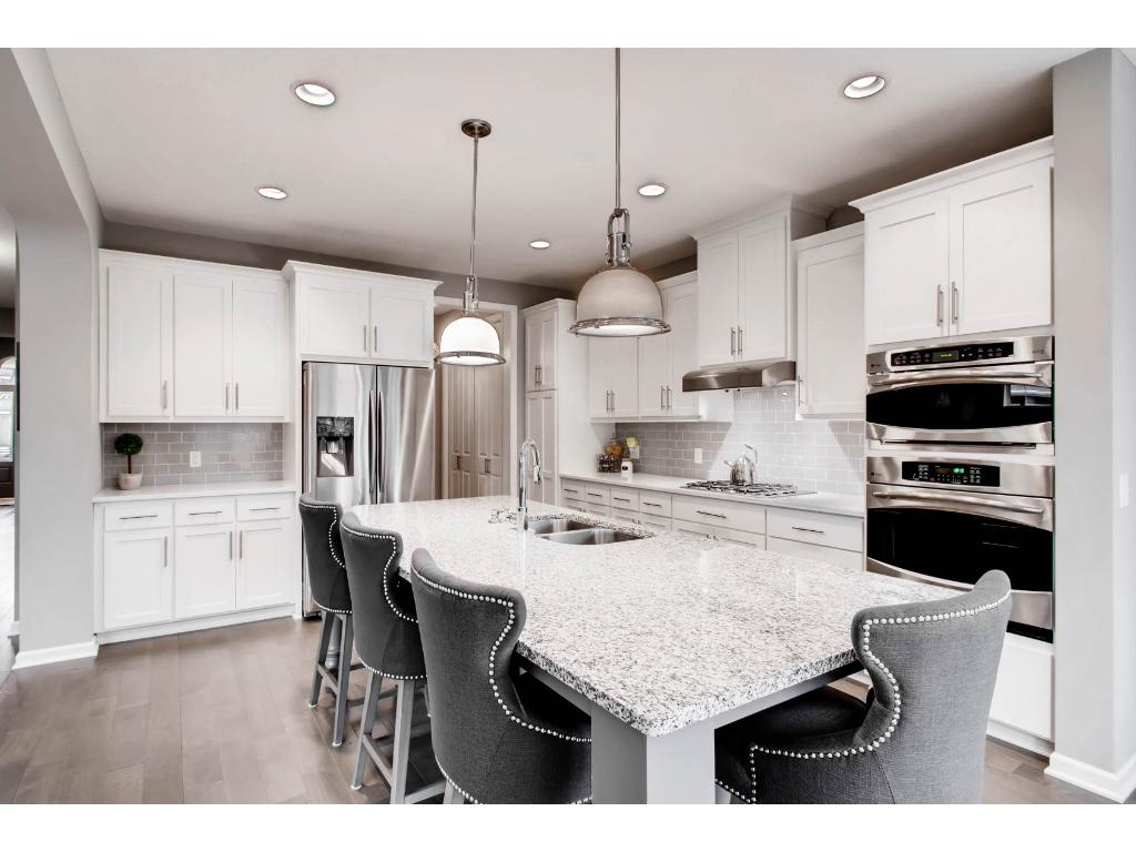 7631 Addisen Ct, Inver Grove Heights, MN 55077 photo 4