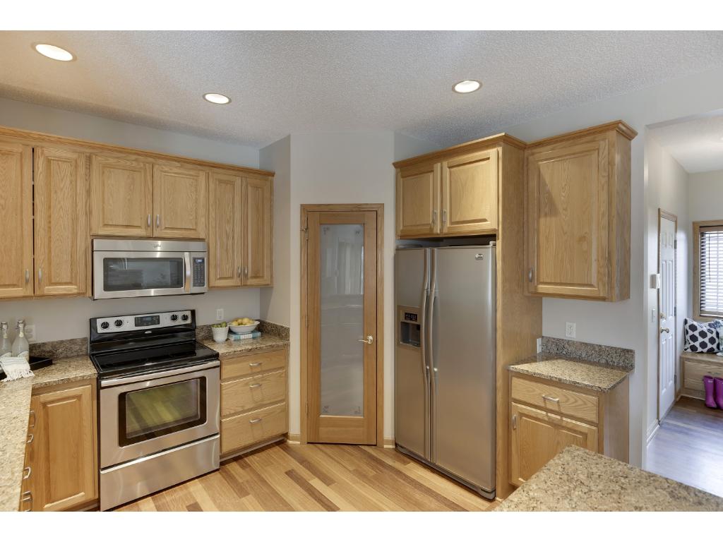 1745 Brant Cir, Eagan, MN 55122 photo 5