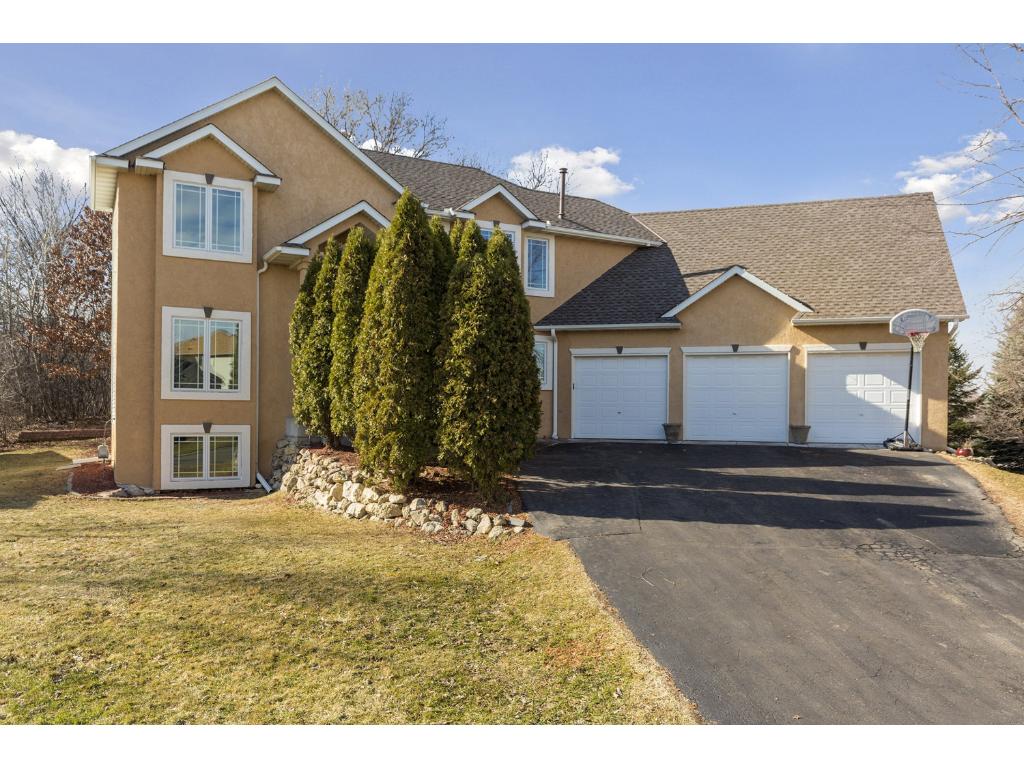 1745 Brant Cir, Eagan, MN 55122 photo 1