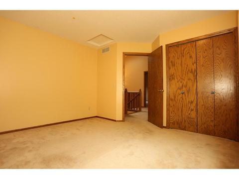 2255 James St, Eagan, MN 55122 photo 22