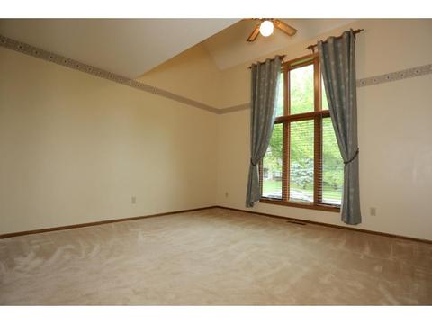2255 James St, Eagan, MN 55122 photo 11