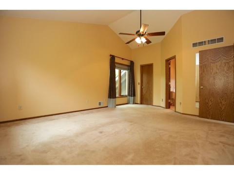 2255 James St, Eagan, MN 55122 photo 17
