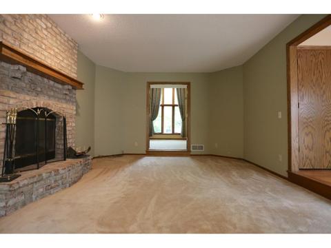 2255 James St, Eagan, MN 55122 photo 7