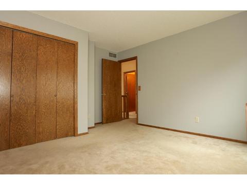 2255 James St, Eagan, MN 55122 photo 20