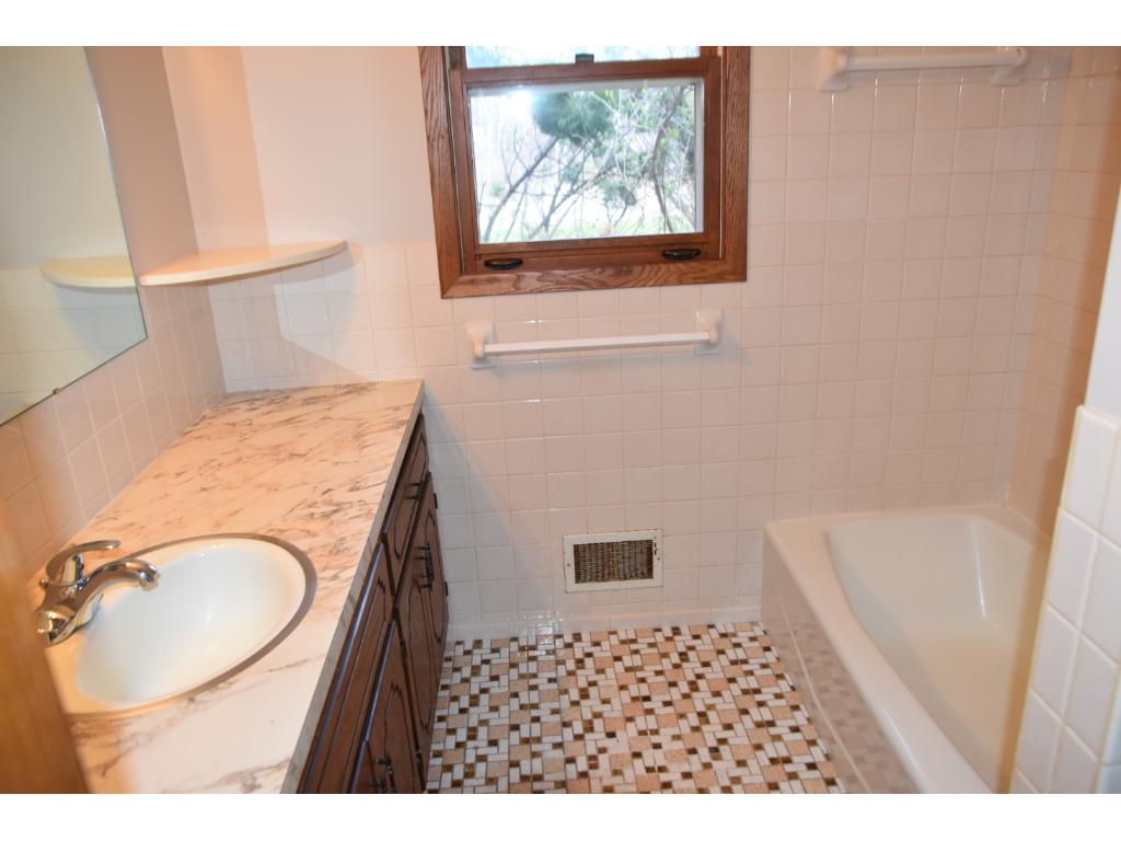 30325 Pan Dr, Cushing, MN 56443 photo 11