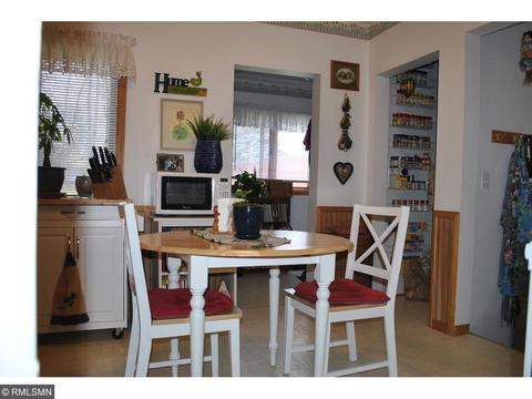 208 4th St S, Walker, MN 56484 photo 9