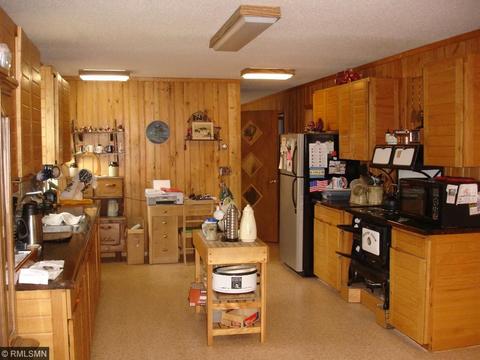 111 E 4th St E, Randall, MN 56475 photo 9